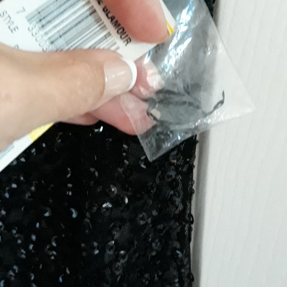 Top - Picture 3 of 4